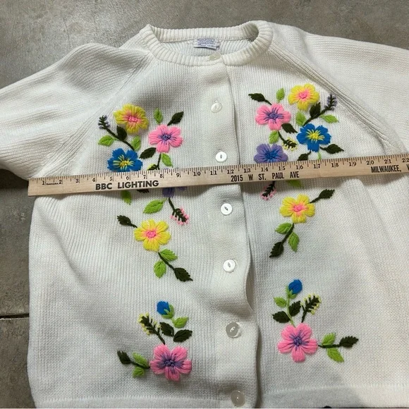 Vtg Sears 1960s Floral Crewel Embroidery Cardigan Pinup Boho Retro Acrylic XL - Picture 9 of 15